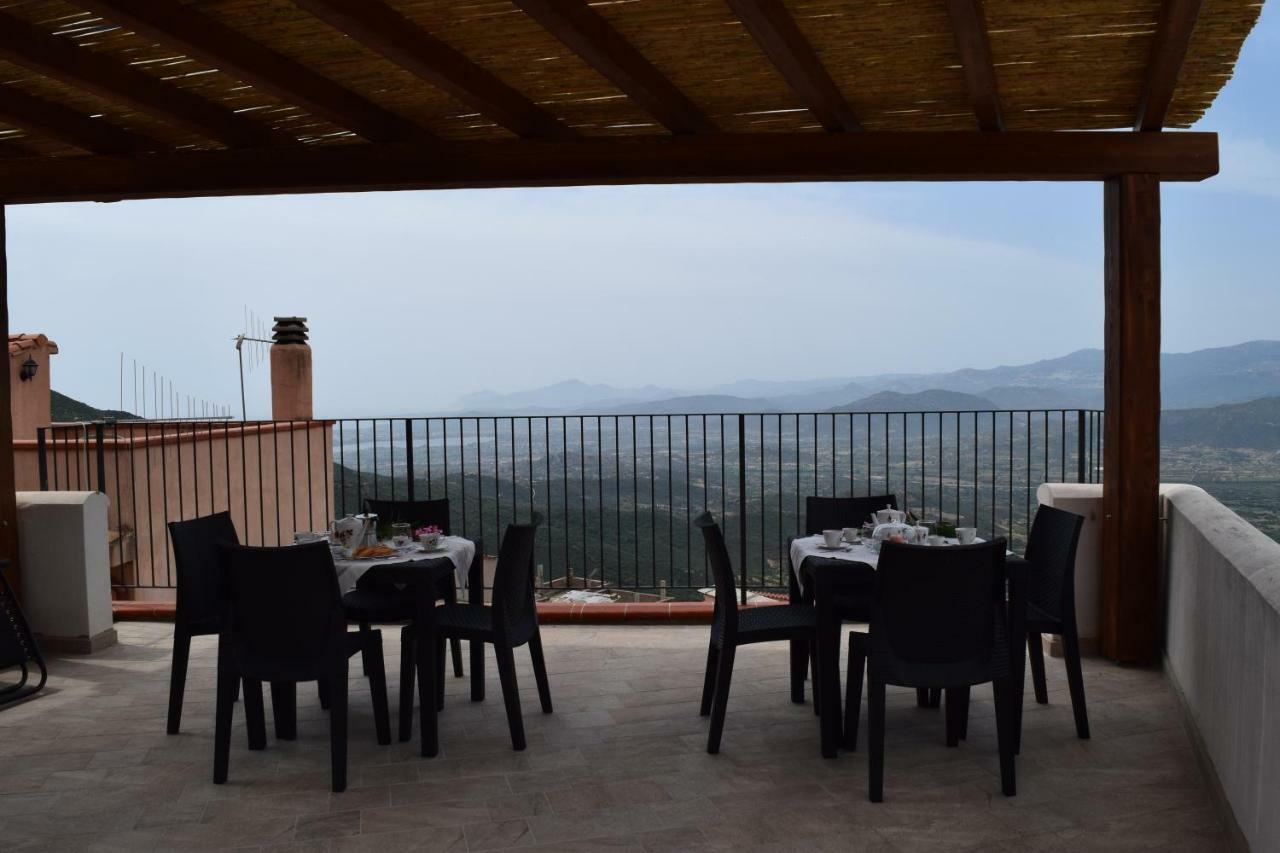 Tesori Di Sardegna Leilighet Baunei Eksteriør bilde